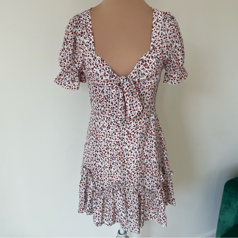 Princess Polly Mica White Floral Ruffle Cap Sleeve Tie Front Mini Dress EUC Sz 4 - Picture 4 of 12
